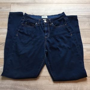 Mudd Jegging Fit size 5